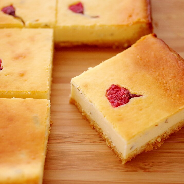 ホットケーキミックスで簡単&本格☆桜のチーズケーキ